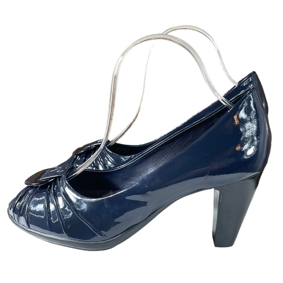 Nurture Blue Patent Leather Peep Toe Heels Womens Size 9 - Picture 15 of 15